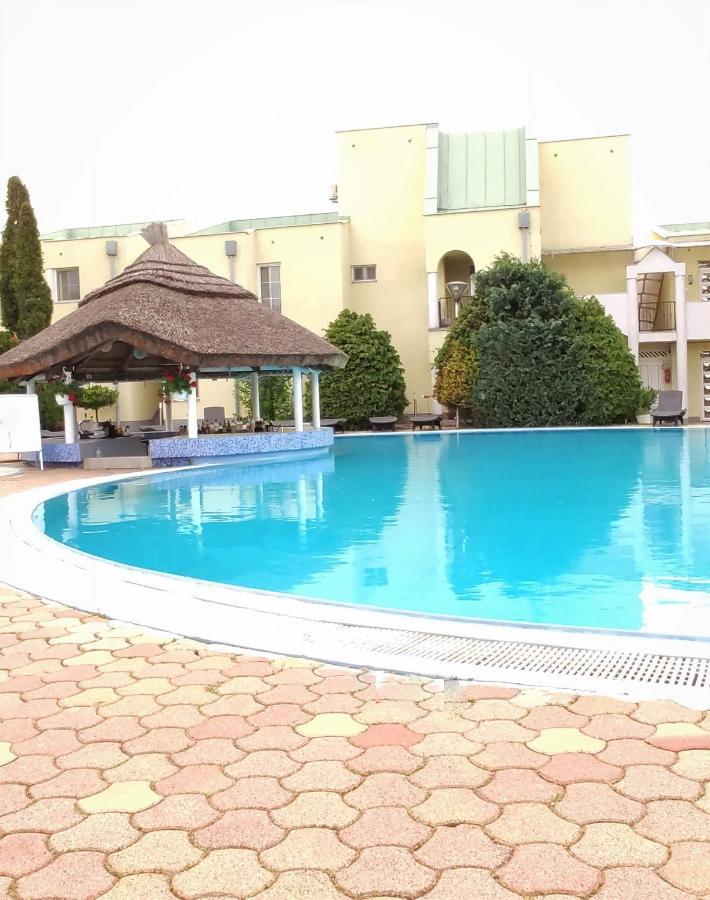 Helena Studio Apartman Siofok Exterior photo